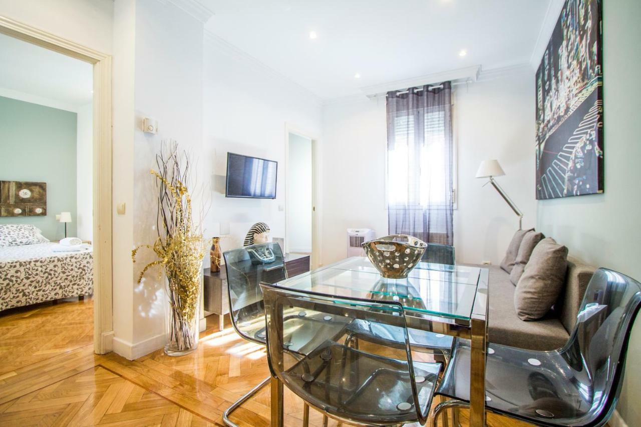 Apartamentos Dali Мадрид Экстерьер фото